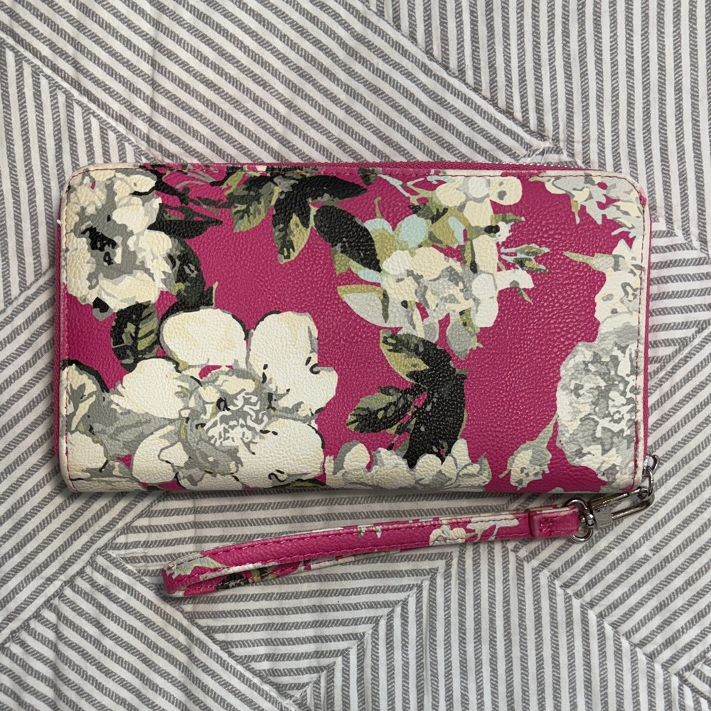 Betsey Johnson Pink Floral Wristlet Clutch - Picture 3 of 9